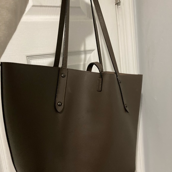 Green Coach Tote - Picture 4 of 12